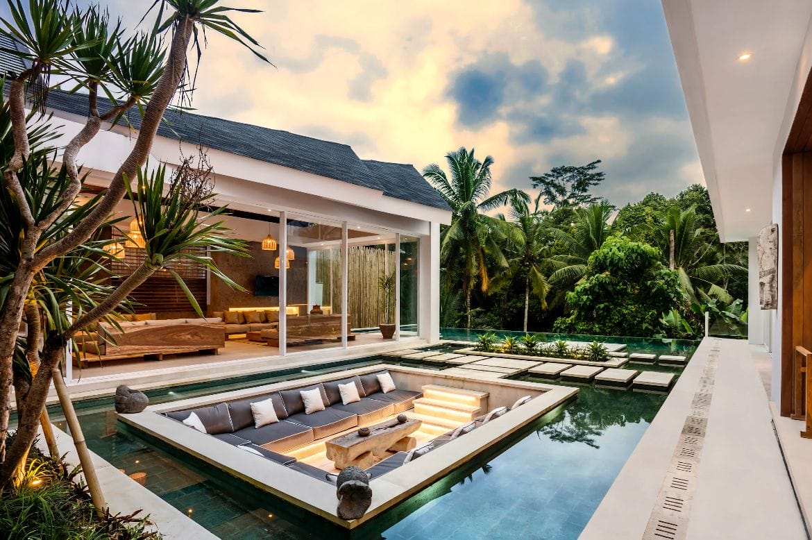 JUNGLE VIEW 6 BEDROOM VILLA FOR SALE LEASEHOLD IN UBUD BE-2044 